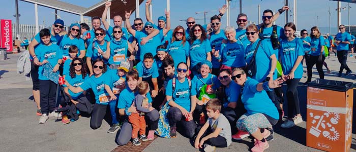 Gran equipo celebrando la participación